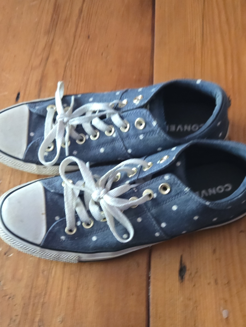 Converse Navy Blue Polka Dot Low-Top Sneakers Sz 11
